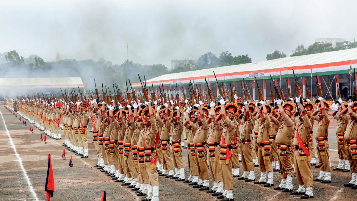 Police rehearse for 80th Independence Day in Bhopal