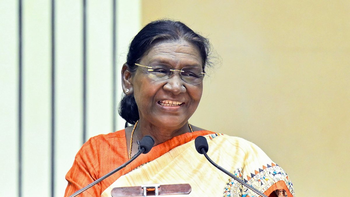 President Murmu presents Sangeet Natak Akademi awards in New Delhi