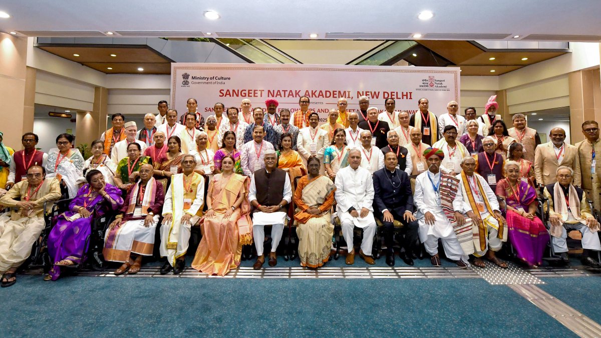 President Murmu honours Sangeet Natak Akademi awardees in New Delhi