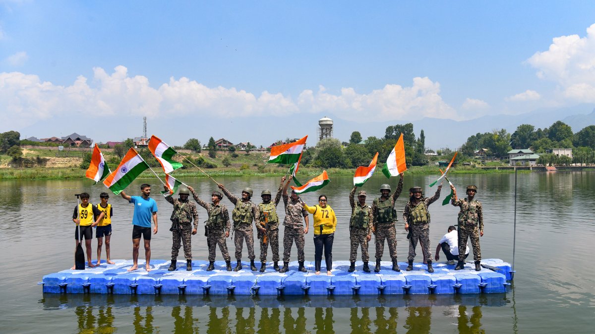 CRPF holds Tiranga Rally at Pokhribal Lake in Srinagar