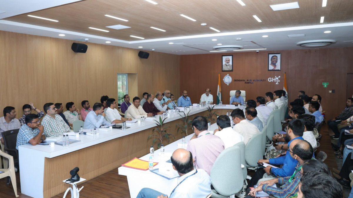 Deendayal Port Authority reviews official language implementation progress