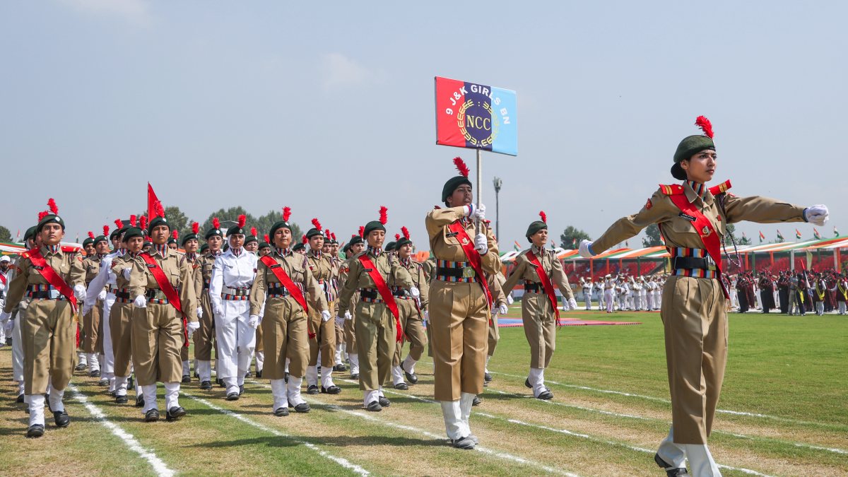 Full dress rehearsal for Independence Day at Srinagar's Bakshi Stadium