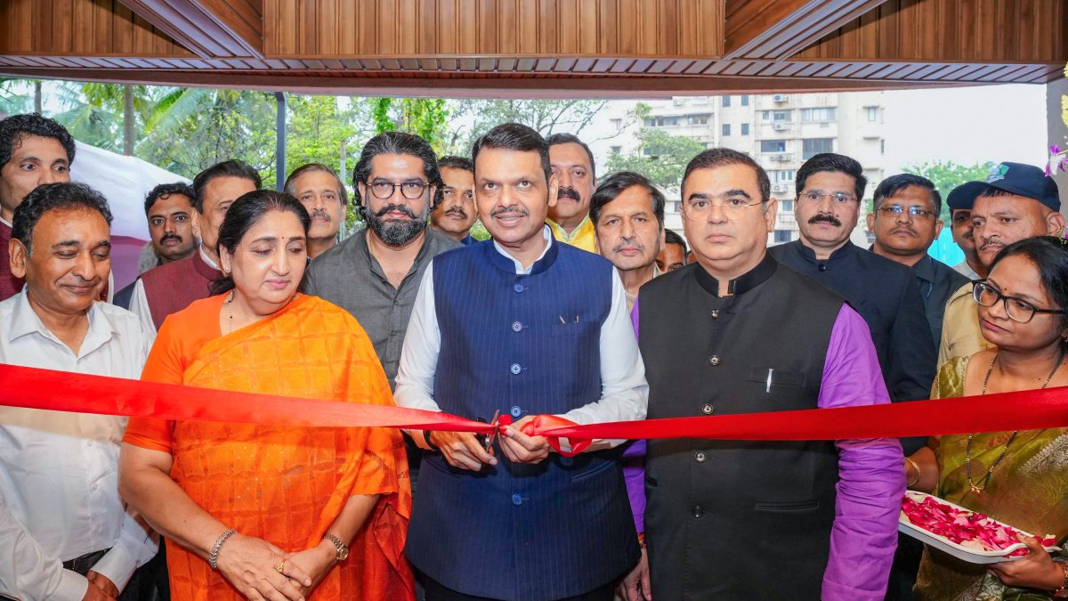 Maharashtra CM inaugurates Highmount State Guest House in Mumbai