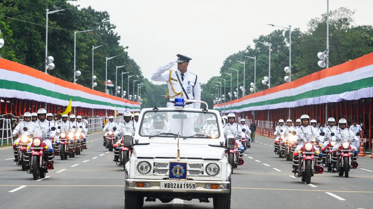 Kolkata Police rehearse for 80th Independence Day at Red Road
