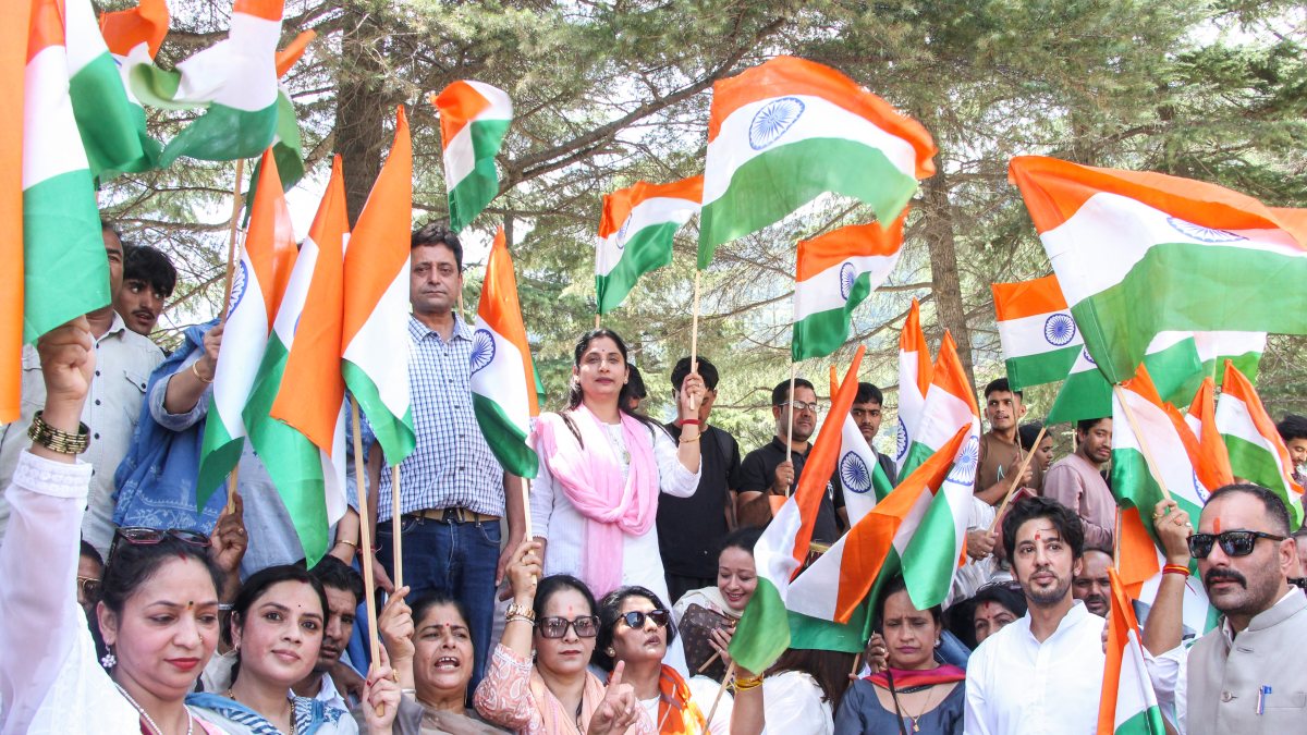 Kullu residents join Tiranga Yatra for 80th Independence Day