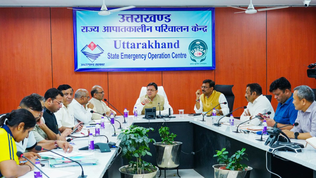 Uttarakhand CM monitors rescue at flooded THDC tunnel in Chamoli