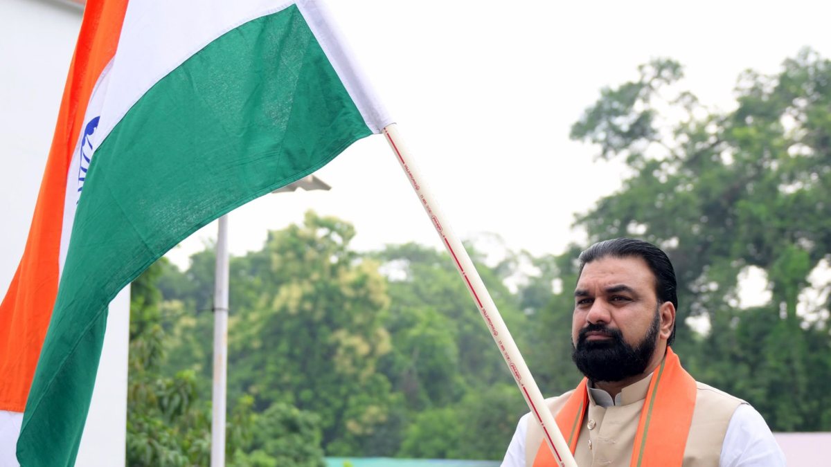 Bihar CM hoists tricolour under Har Ghar Tiranga campaign