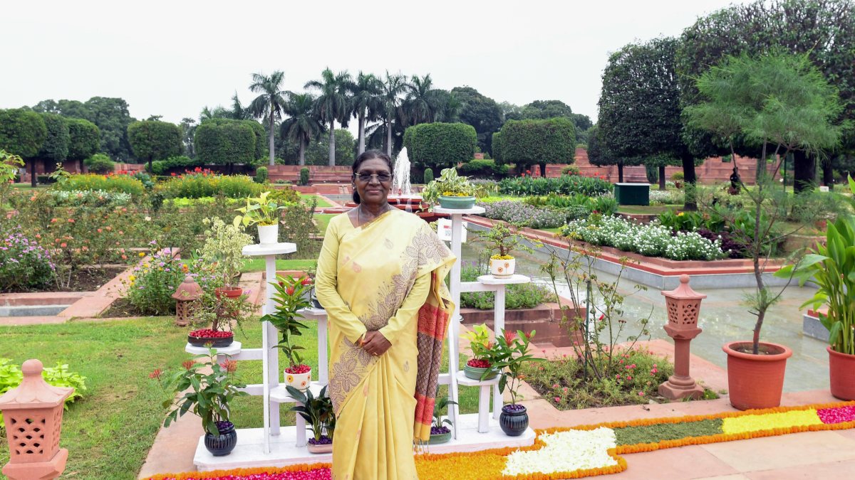 President Murmu opens Amrit Udyan Summer Edition 2026