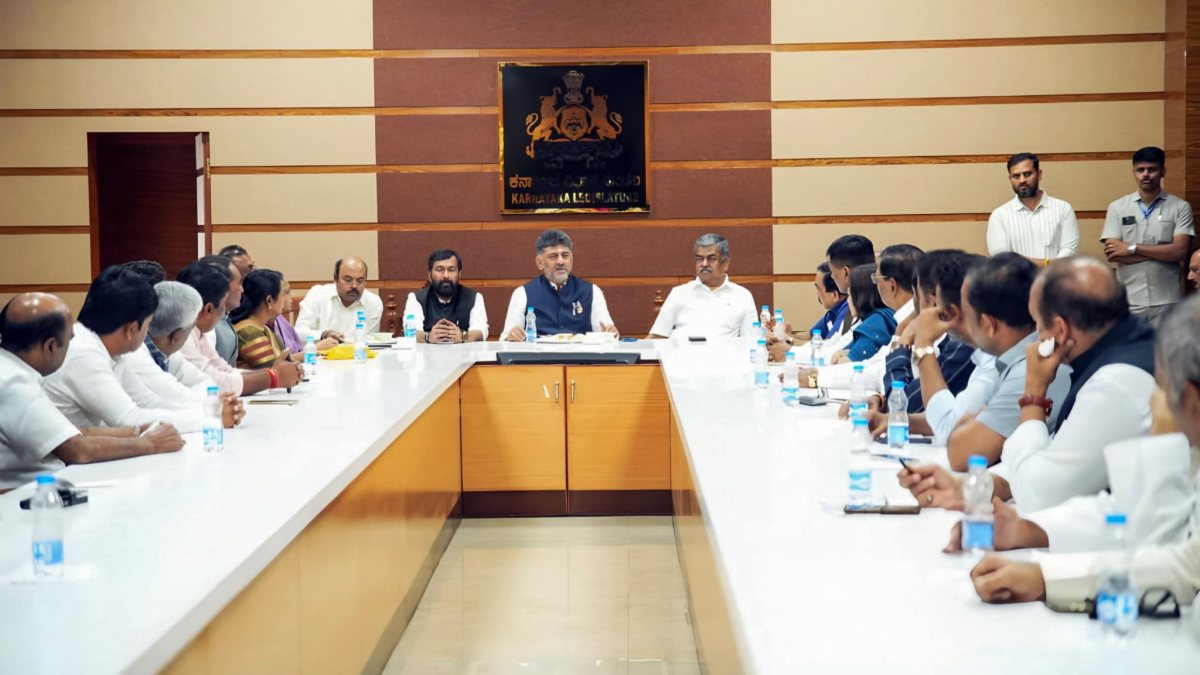 Karnataka CM Shivakumar chairs ruling party meet in Bengaluru