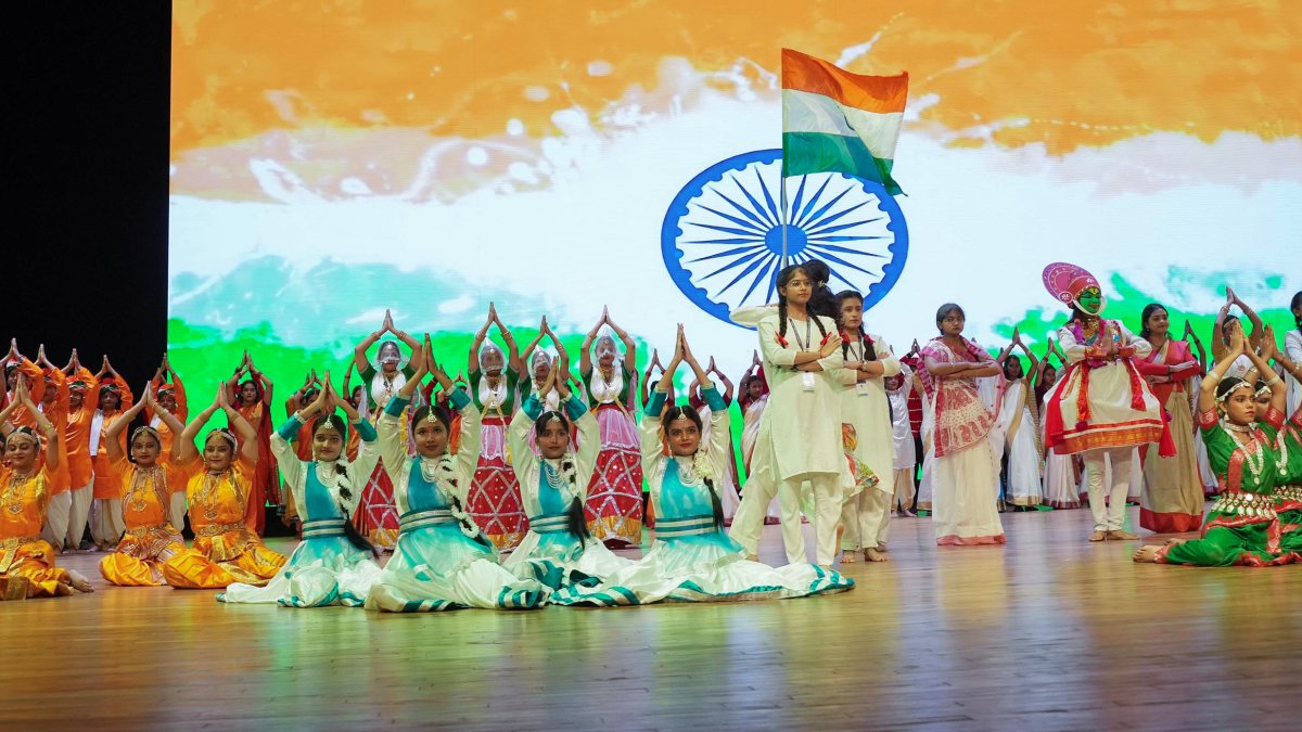Patna students stage dance drama for 80th Independence Day