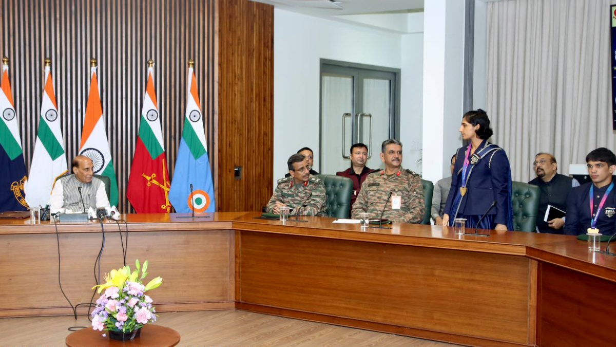 Defence Minister Rajnath Singh meets CWG 2026 medal-winning Army contingent