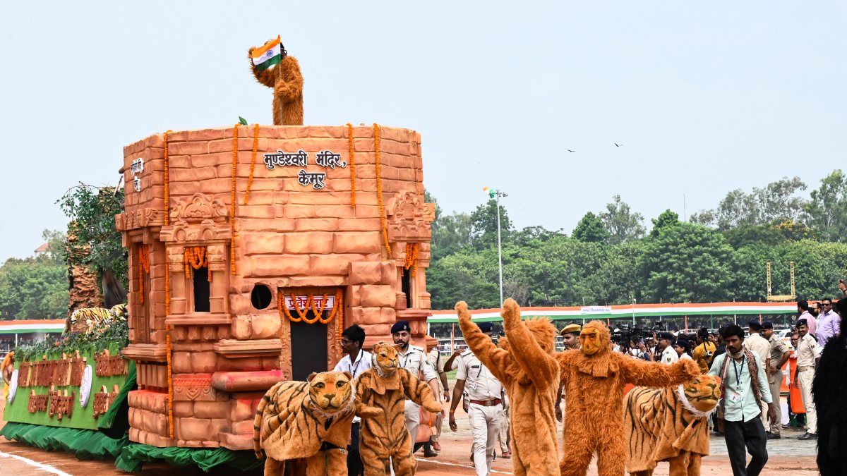 Bihar showcases schemes in Patna Independence Day tableau display