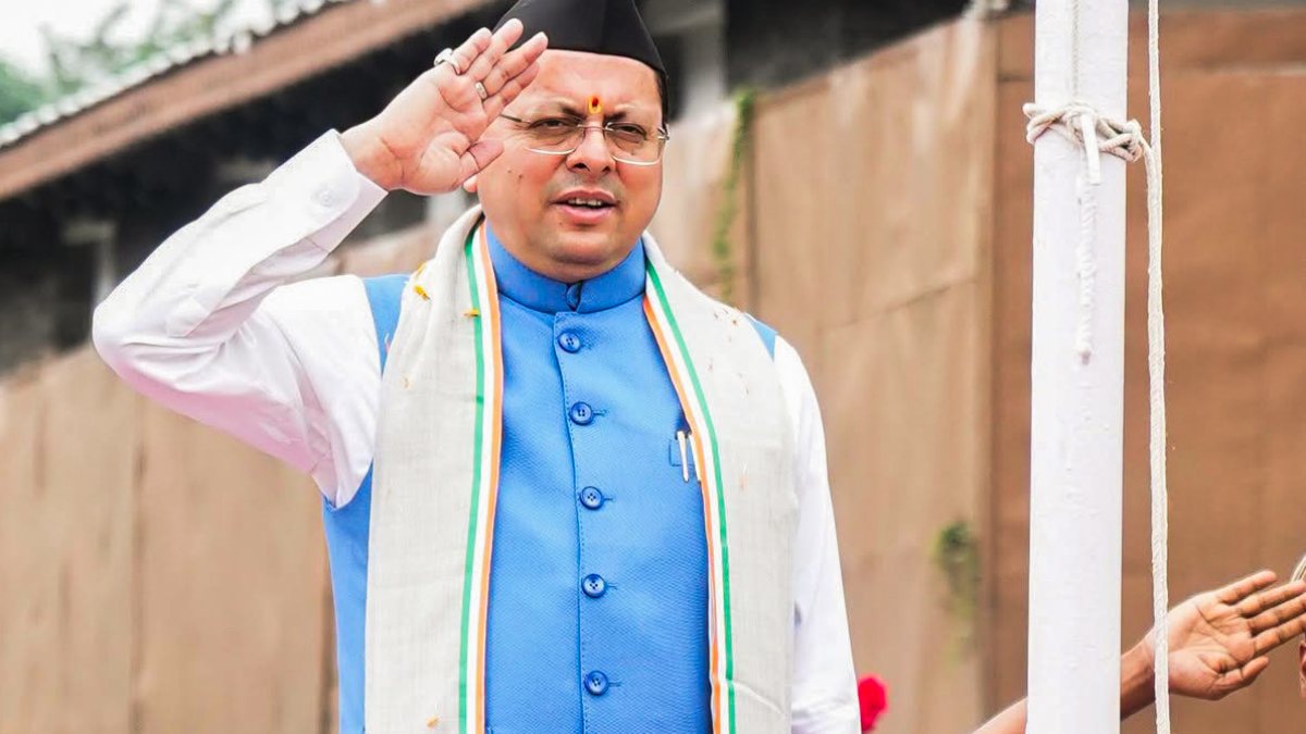 Dhami hoists tricolour, salutes on 80th Independence Day in Dehradun
