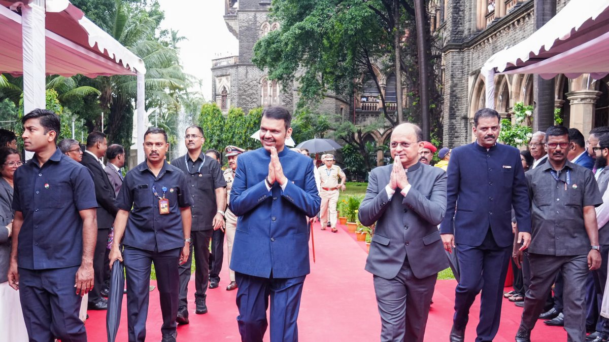 Bombay HC, Maharashtra CM hoist flag on 80th Independence Day