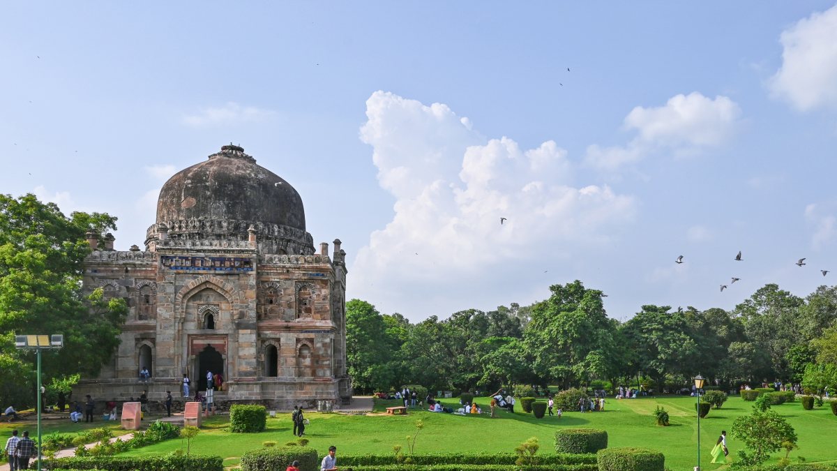 Crowds flock to Lodhi Garden on 80th Independence Day