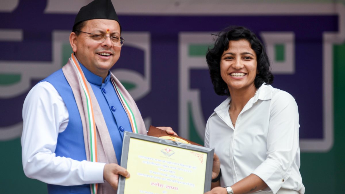 Uttarakhand CM honours cricketer Sneha Rana on Independence Day