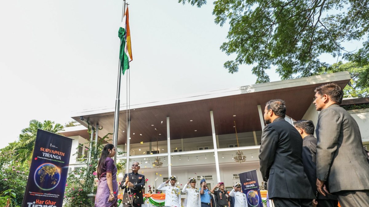 Indian Embassy in Jakarta hoists flag for 80th Independence Day relay