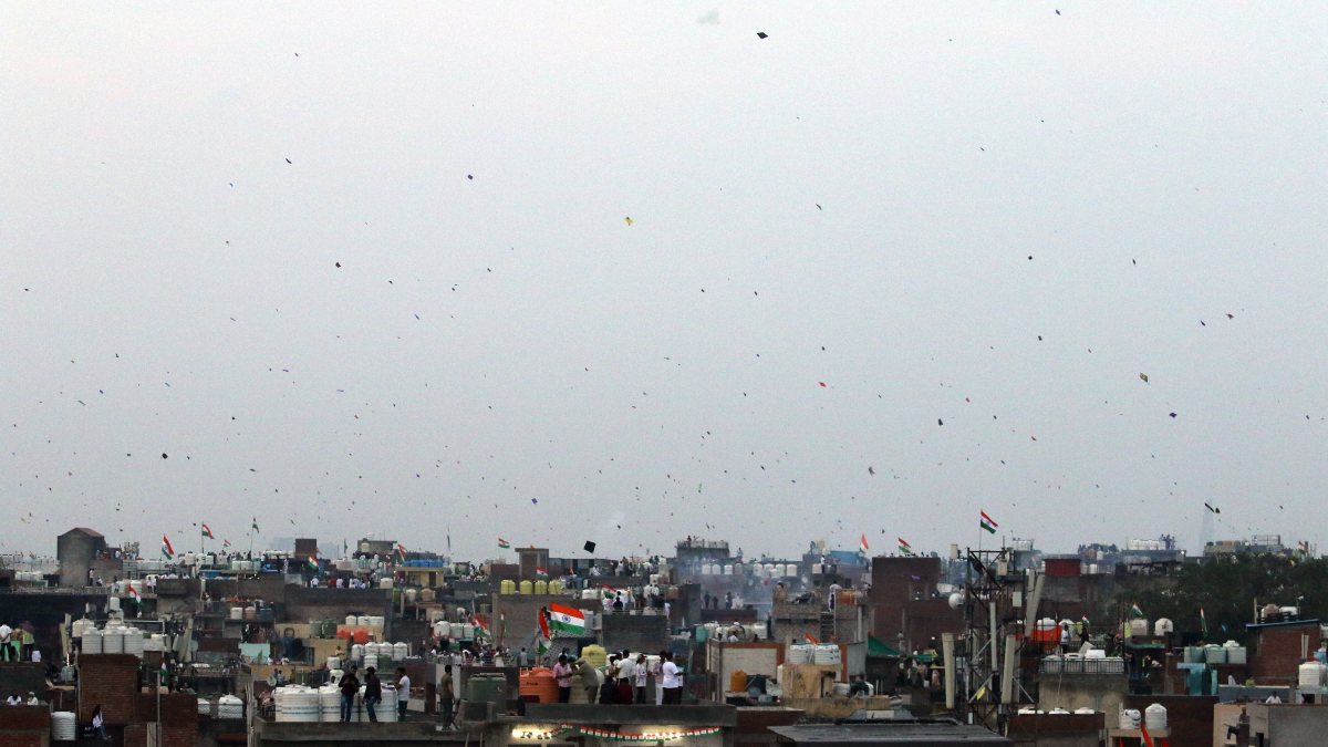 Kites fill Old Delhi skies for 80th Independence Day