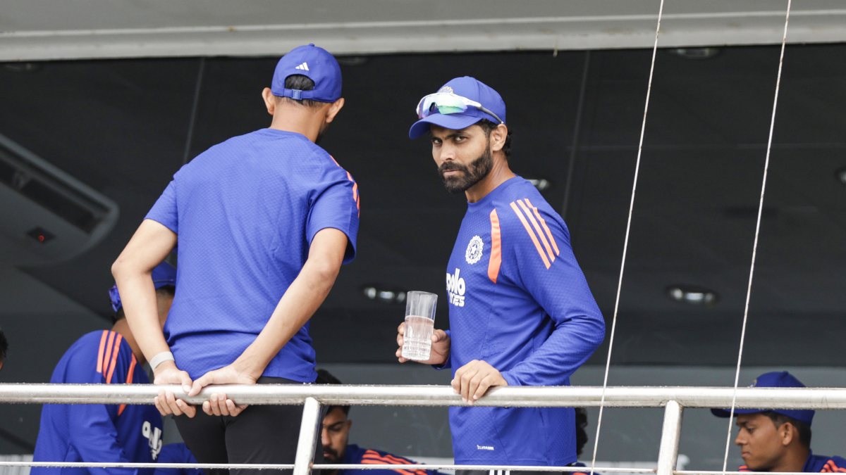 Rain delays start of Day 2 in Galle Test