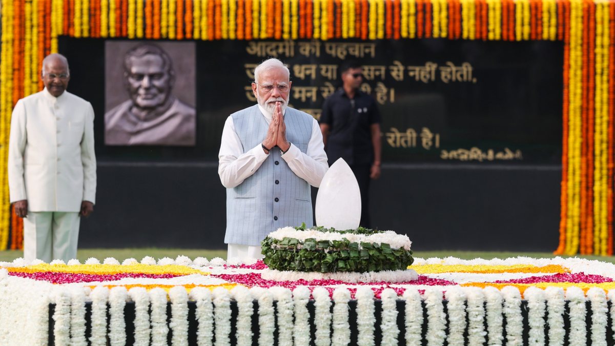 PM Modi pays tribute to Vajpayee on death anniversary