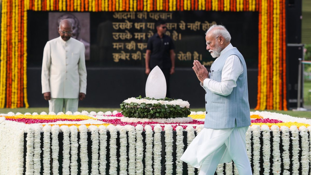 PM Modi pays tribute to Vajpayee on death anniversary