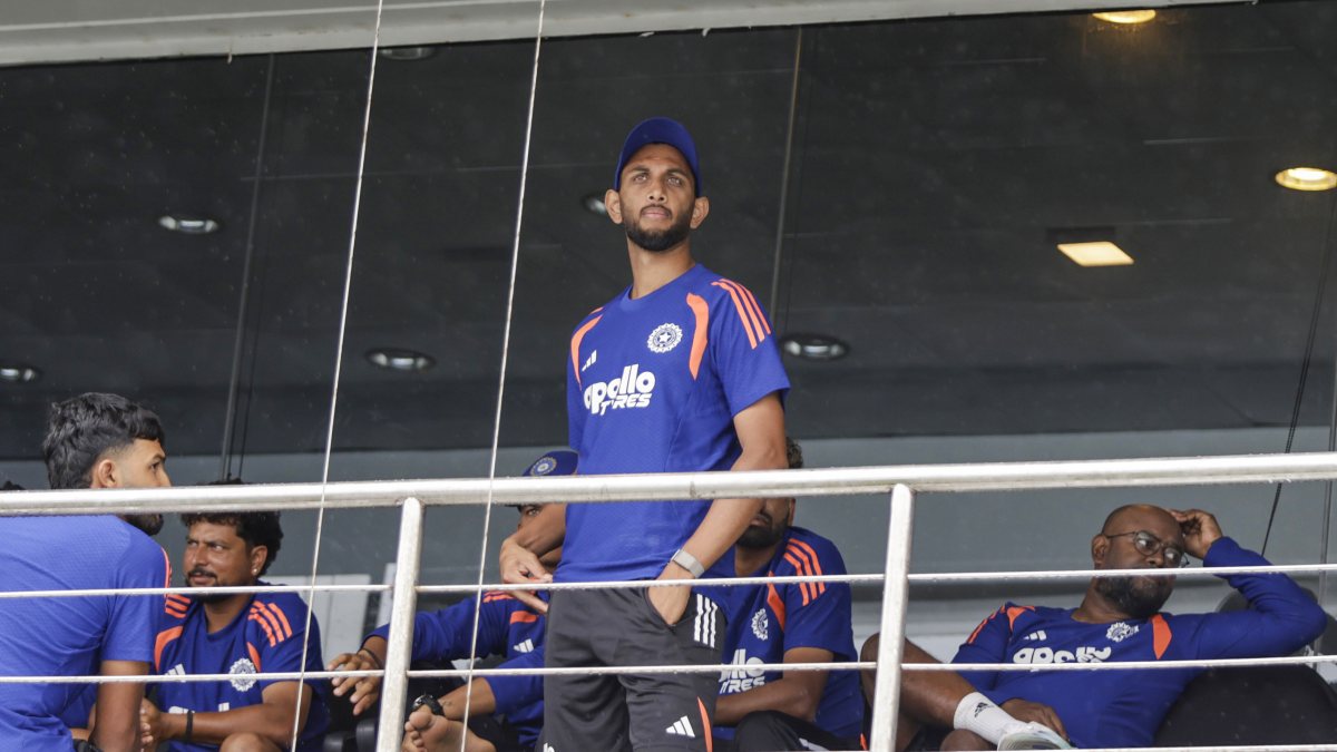 Rain delays start of Day 2 in first India-Sri Lanka Test