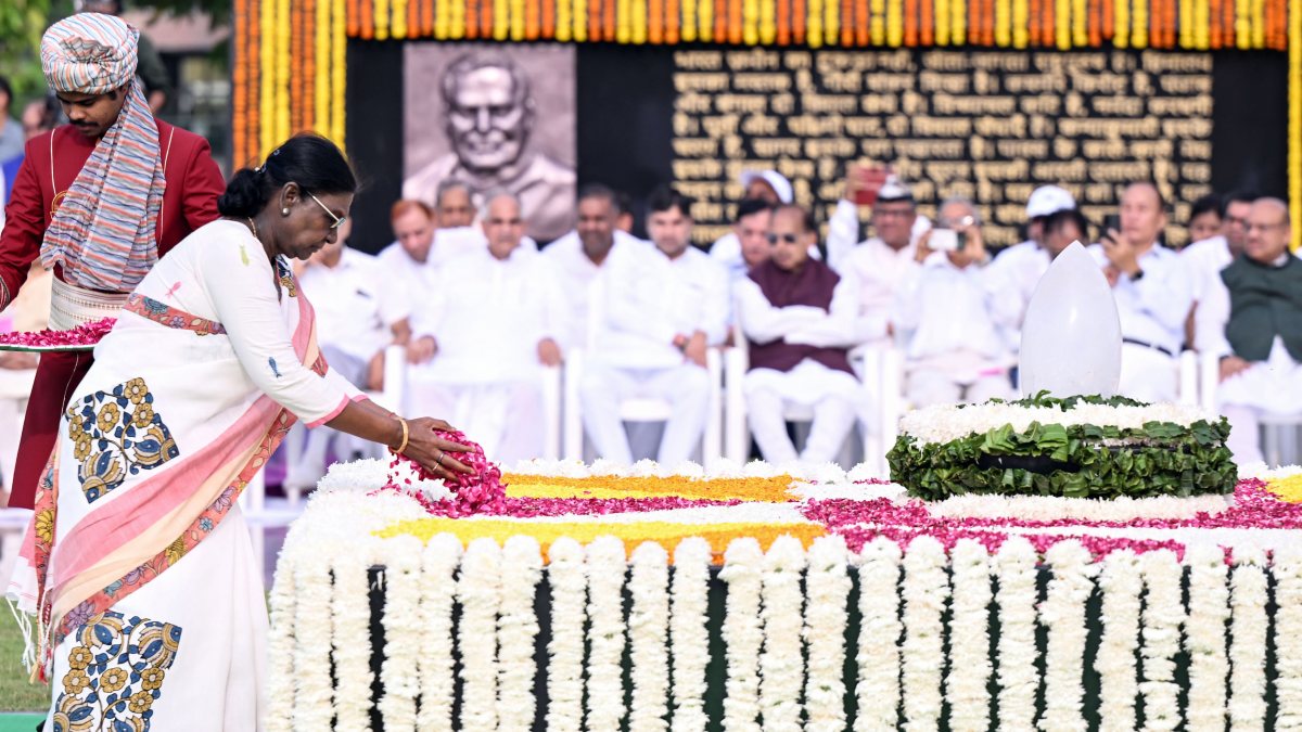 President Murmu pays tribute to Vajpayee on death anniversary