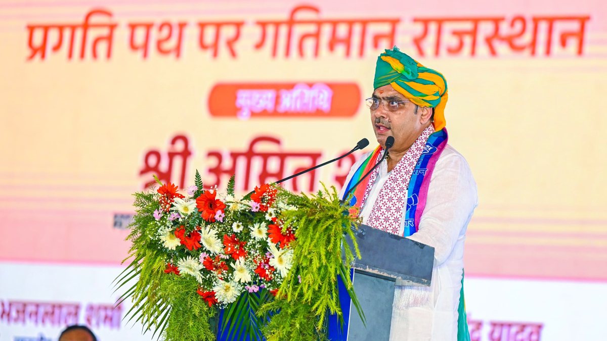 Rajasthan CM lays foundation for Alwar dairy projects