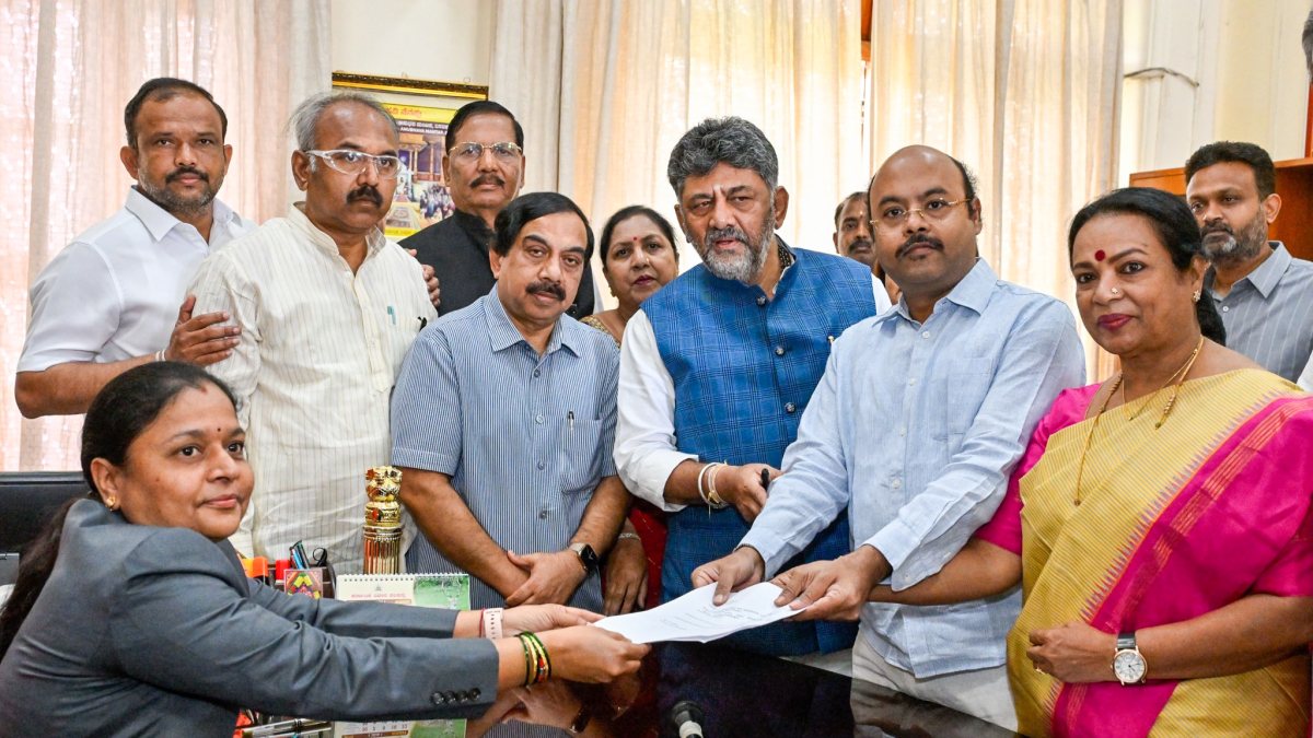 Karnataka CM Shivakumar files nomination for Umashree as Council Deputy Chair