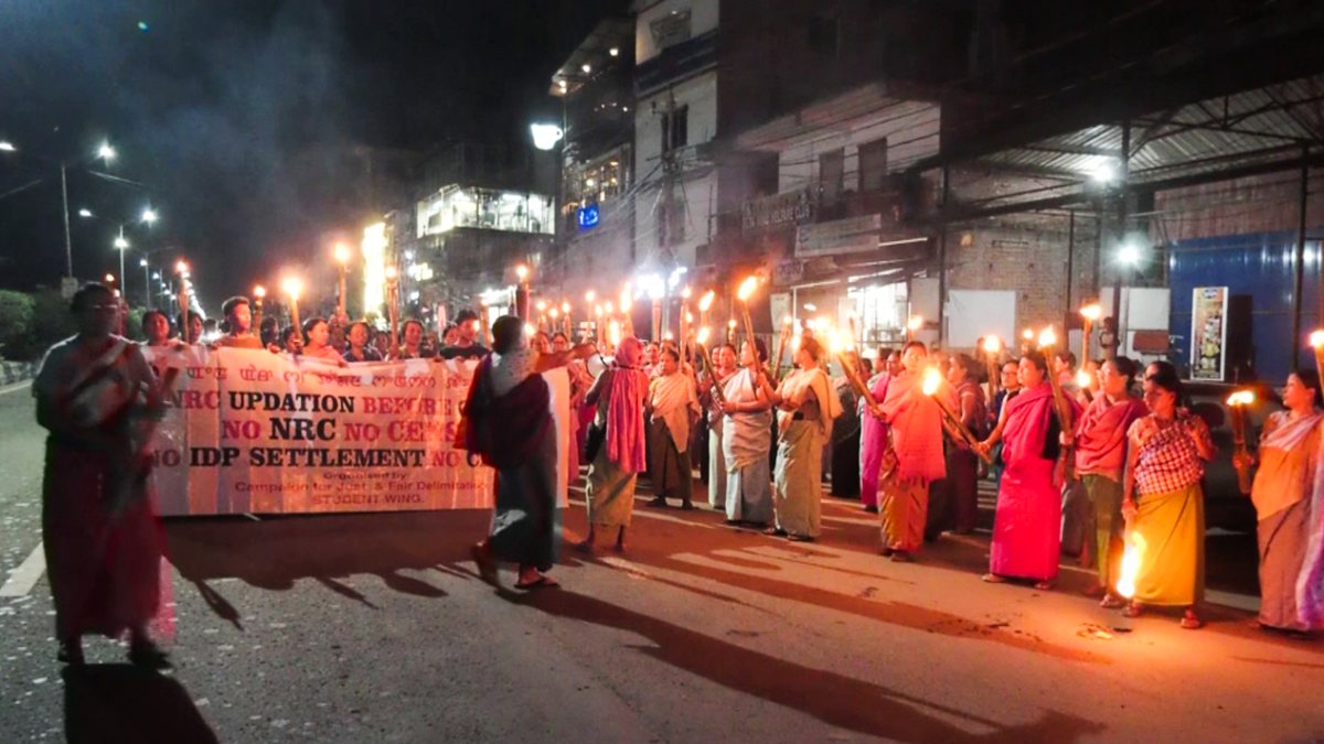 Torch rally in Imphal demands NRC update before Census