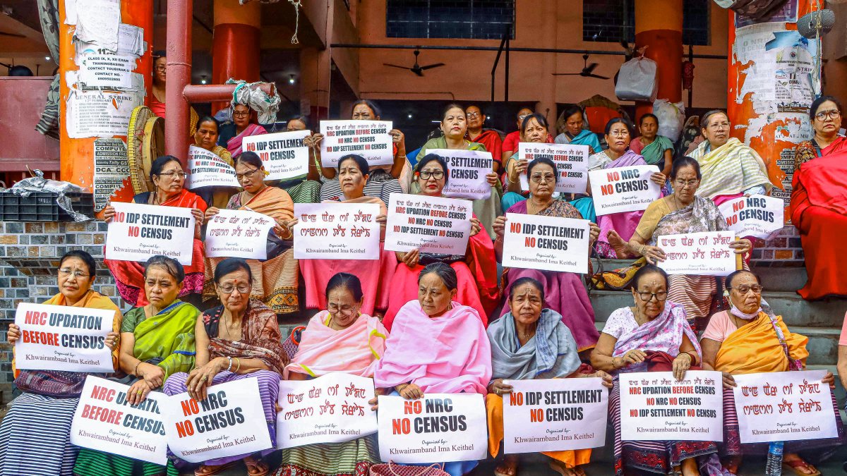 Imphal women protest NRC updation, demand IDP settlement