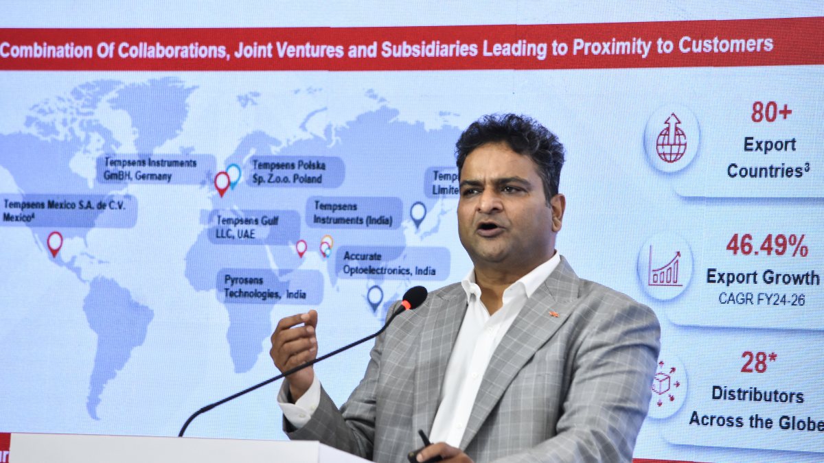 Tempsens Instruments MD Vinay Rathi addresses Mumbai press conference