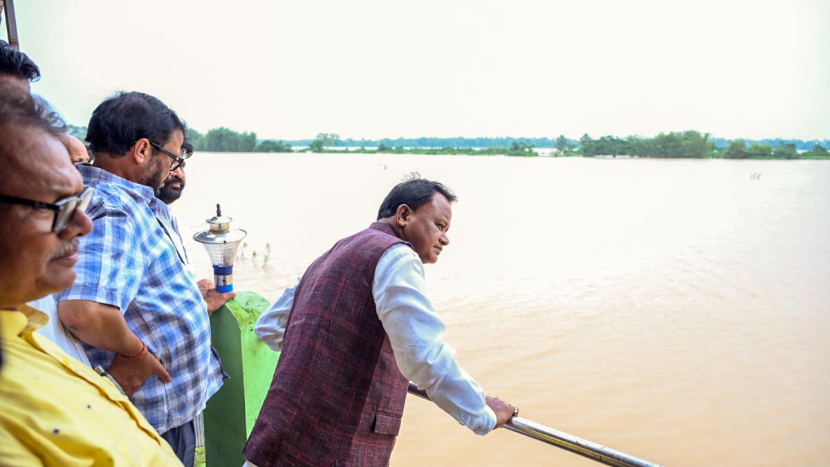 Odisha CM inspects flood-hit areas in Jajpur