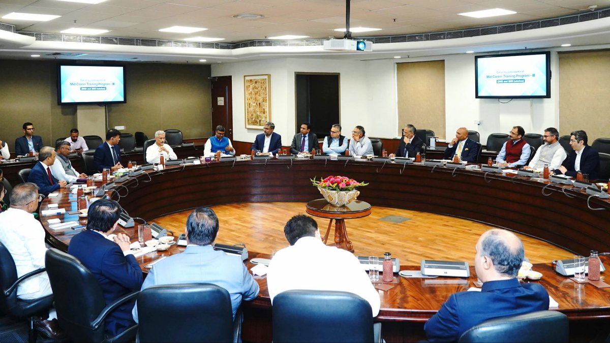 Jaishankar meets IFS officers at Mid-Career Training Programme