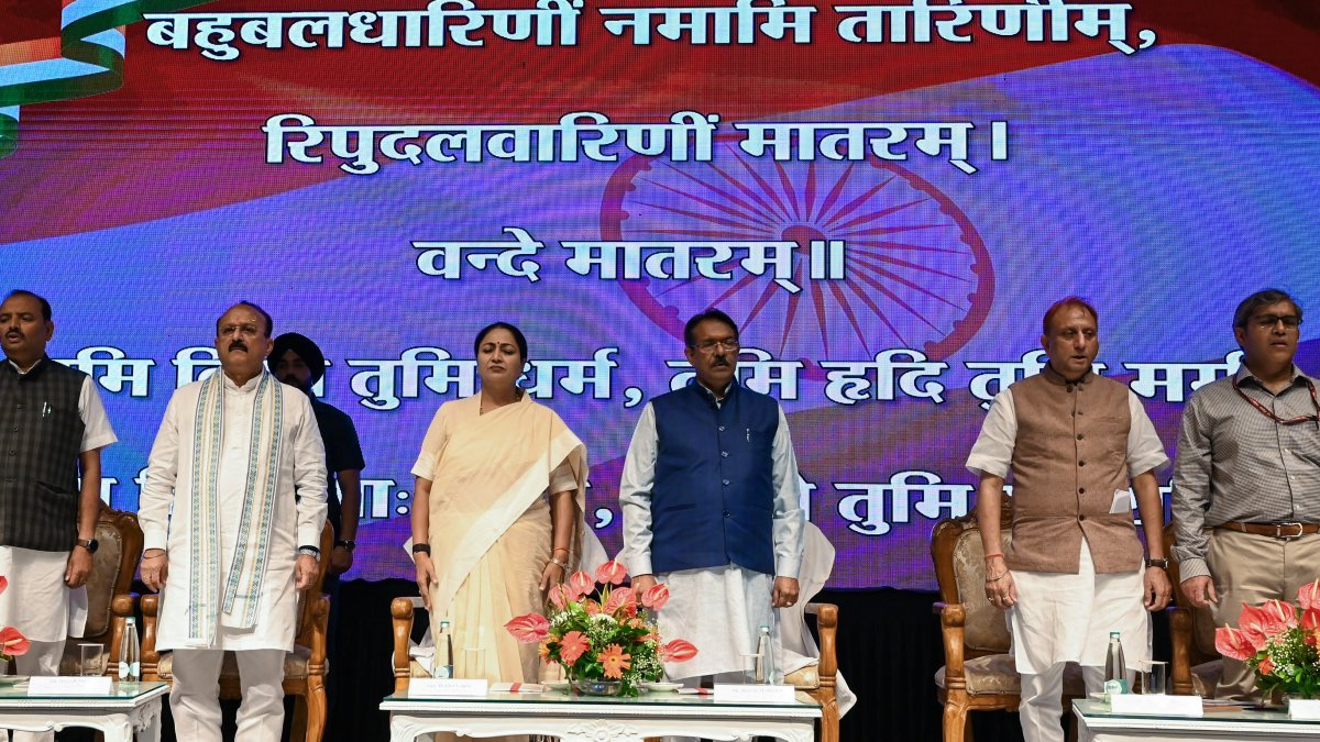 Delhi CM launches Freedom from Garbage portal at Civic Centre