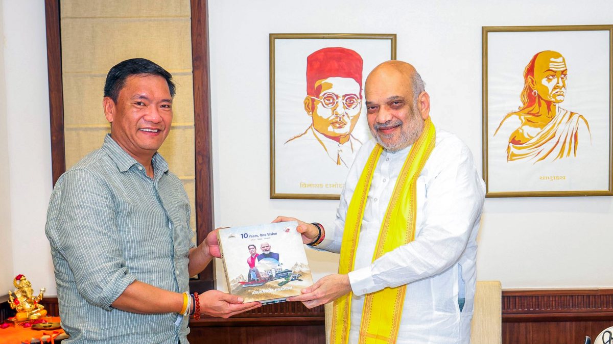 Arunachal CM Pema Khandu meets Amit Shah in Delhi