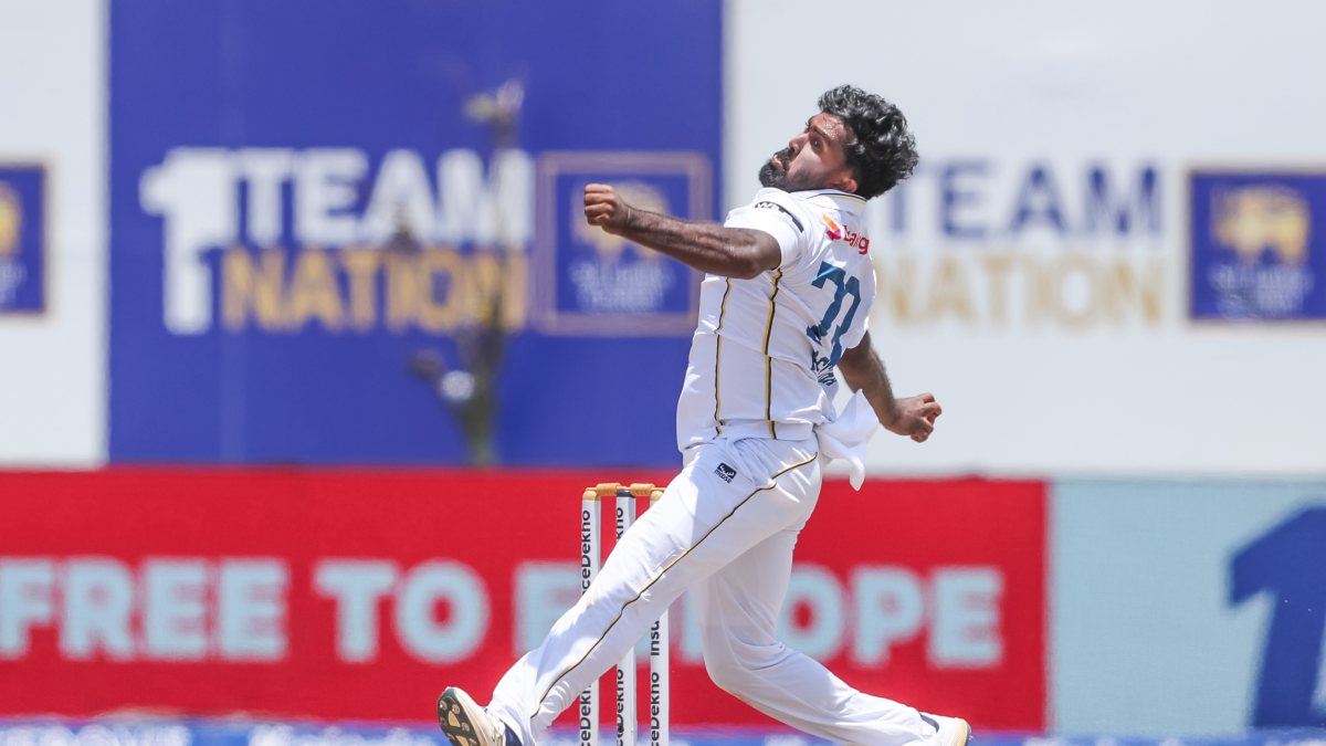 Asitha Fernando bowls on day four of India-Sri Lanka test in Galle