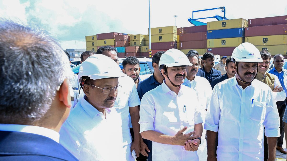 Kerala CM inspects Vizhinjam port after EXIM launch