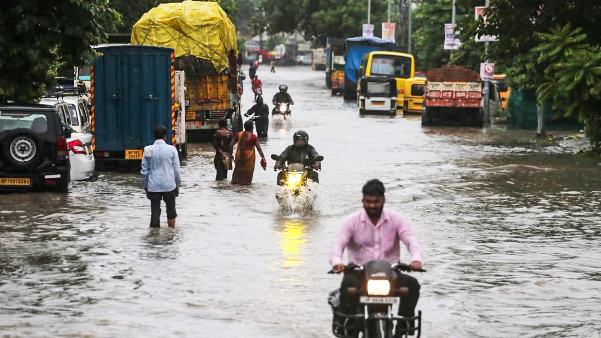 Heavy rains flood Prayagraj roads, commuters wade through water