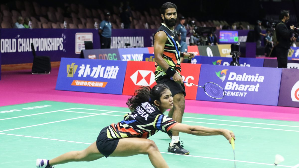 Ashith Surya and Amrutha Pramuthesh in mixed doubles action at BWF Worlds
