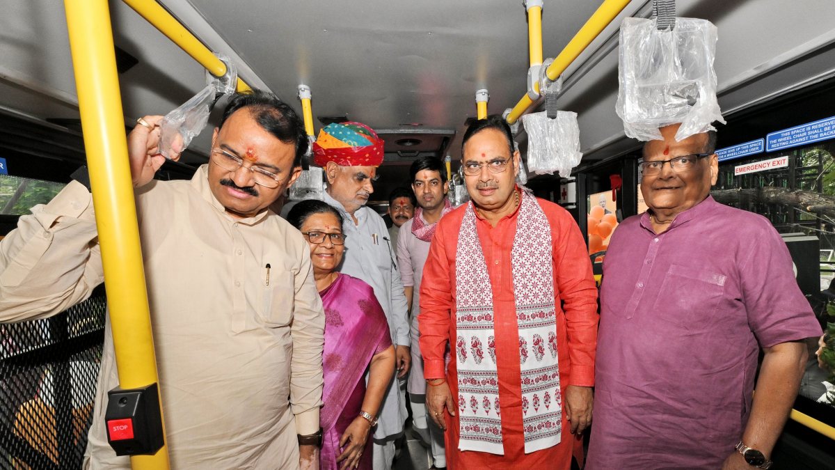Rajasthan CM flags off 71 new PM e-buses in Jaipur
