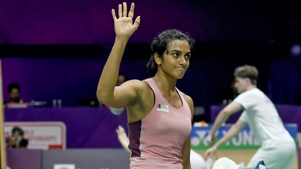 Sindhu advances to Round of 16 at BWF World Championships