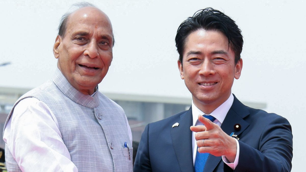 Rajnath Singh welcomes Japanese Defence Minister in New Delhi