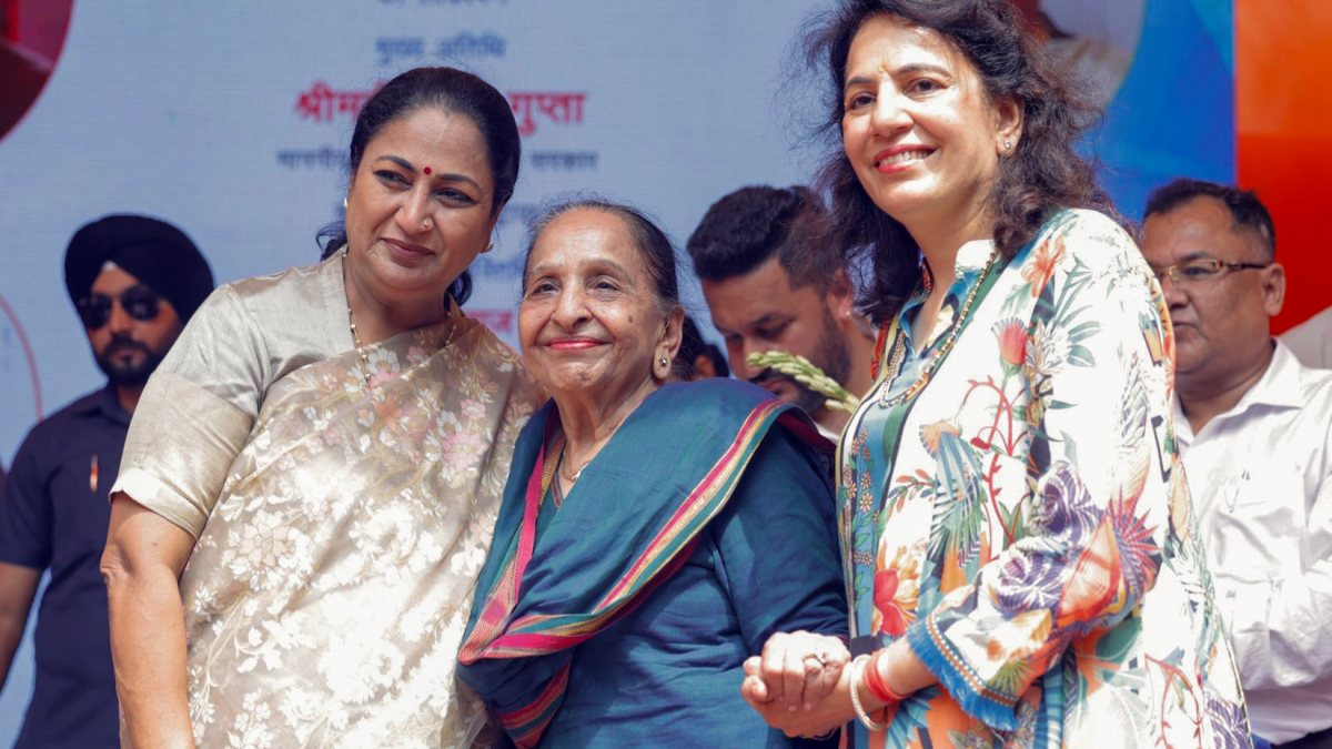 Delhi CM inaugurates skill and health centres in Moti Nagar