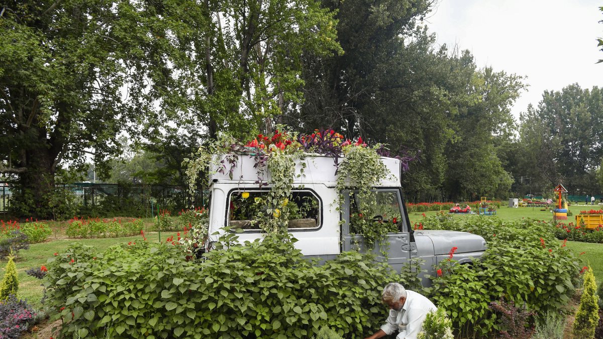 Srinagar readies Waste Wonder Garden ahead of inauguration