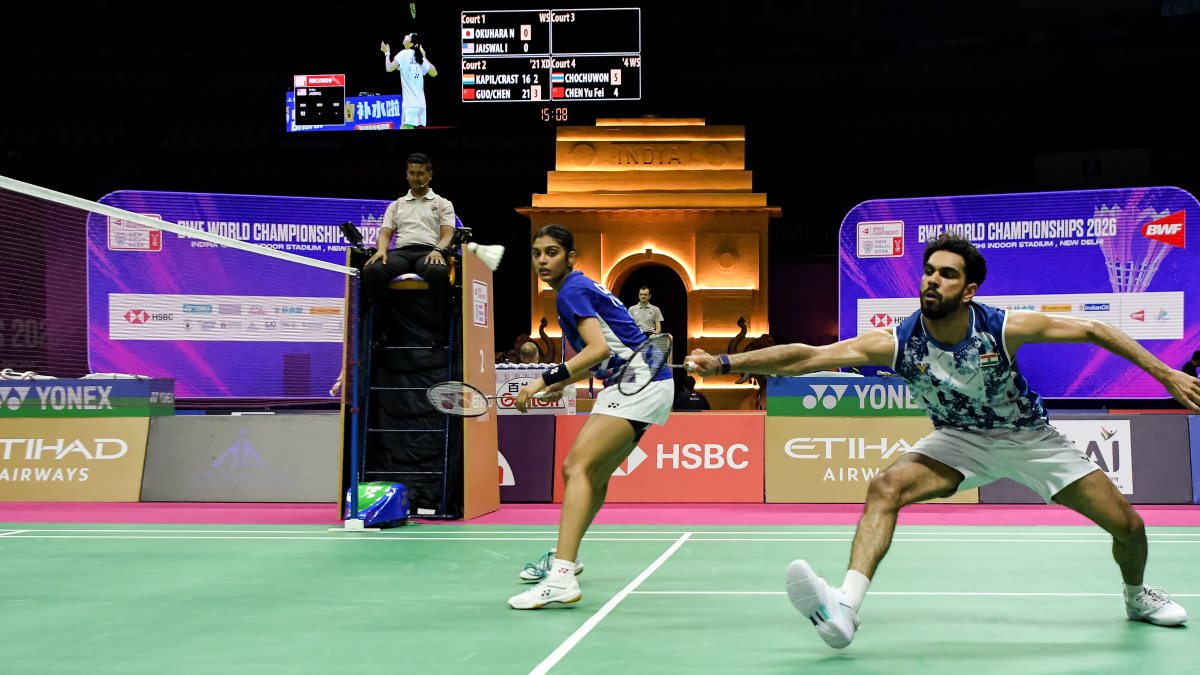 Dhruv Kapila and Tanisha Crasto enter BWF Worlds mixed doubles quarters