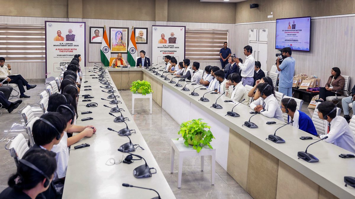 Yogi Adityanath meets Japanese governor, students in Lucknow