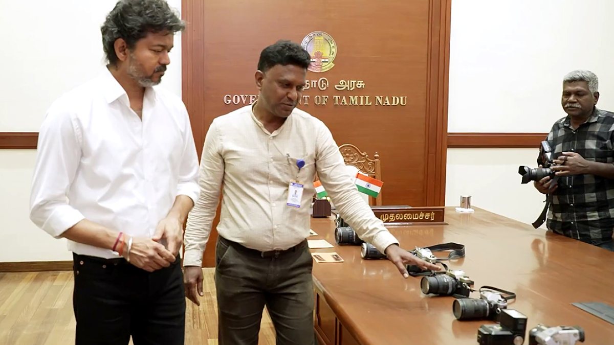 Tamil Nadu CM Vijay inspects cameras on World Photography Day
