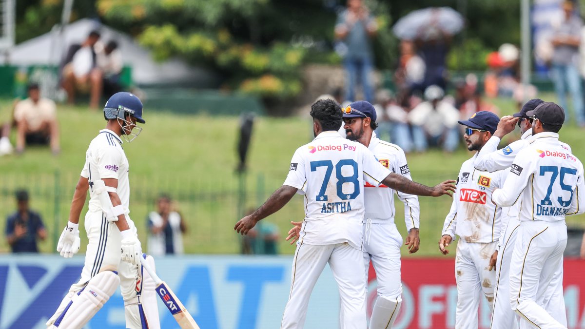 Sri Lanka's Fernando celebrates Jaiswal's wicket on day one