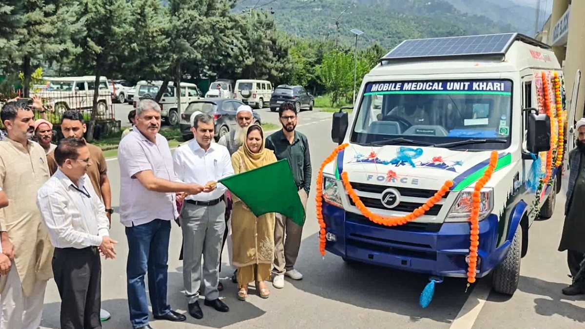 Mobile Medical Unit flagged off for Khari block in Ramban